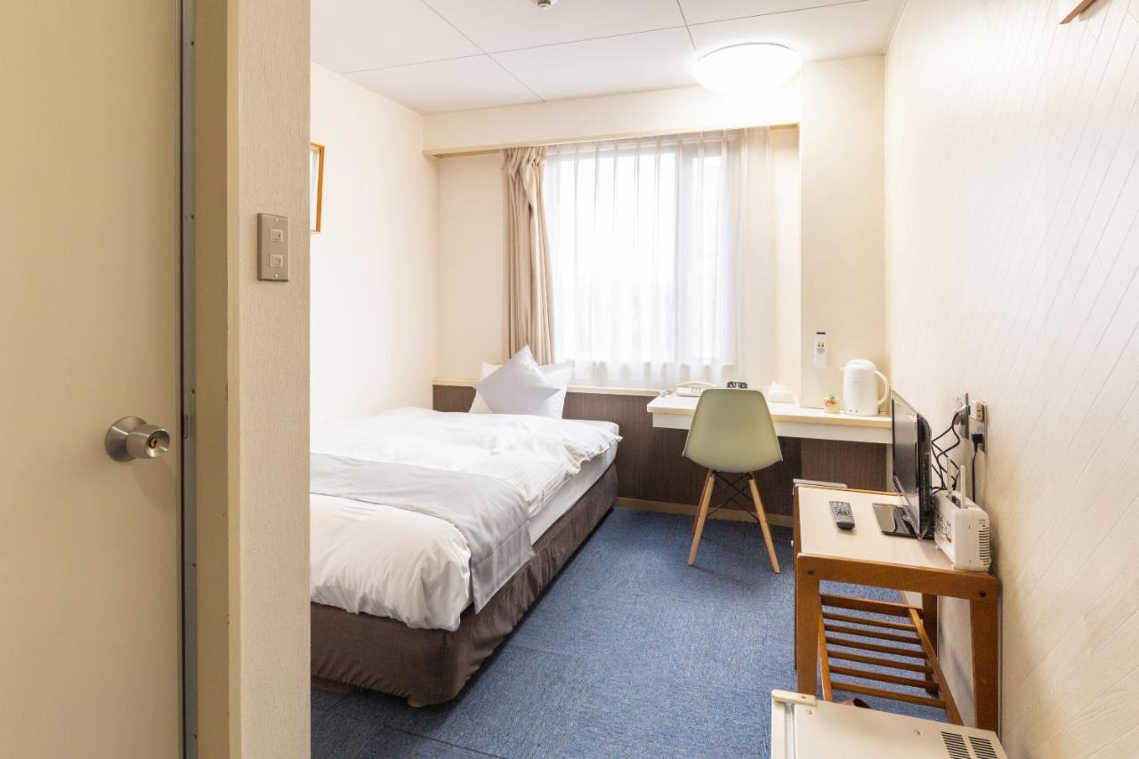 Oyo Joetsu City Hotel Kasugayama Esterno foto